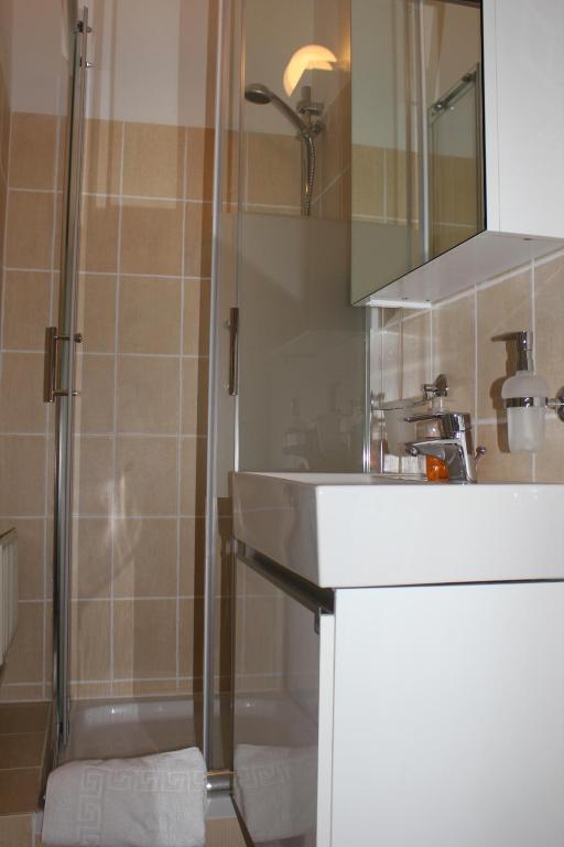 Arnes Hotel Vienna Room photo